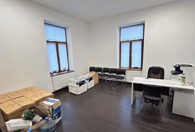 Spatii de birouri pe Aurel Vlaicu, Tatarasi. 44mp si 75mp. Comision 0 - 3