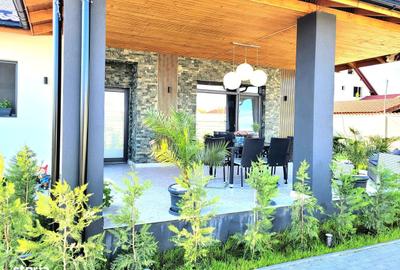 Casă cu 4 camere cu Garaj în Hălchiu - 1