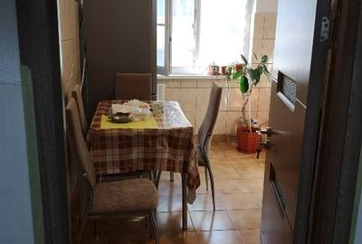 Apartament cu 3 camere decomandat în Casa de Cultură - 5