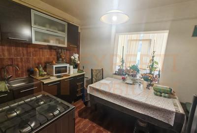Apartament cu 3 camere decomandat, mobilat în Casa de Cultură - 10