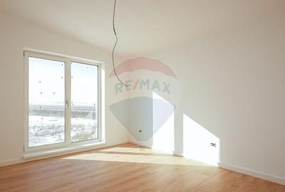 Casă cu 4 camere cu Teren 258 Mp în Central - 2