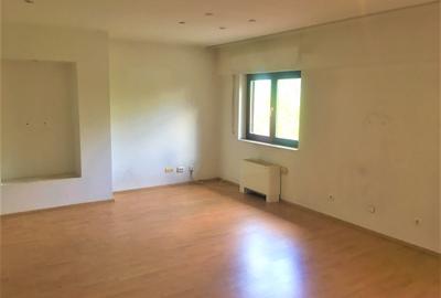 Casă cu 4 camere cu Canalizare în Străulești - 5