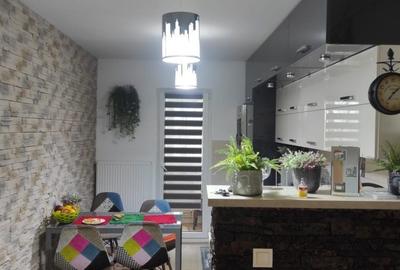 Apartament cu 3 camere decomandat în Malu Roșu - 5