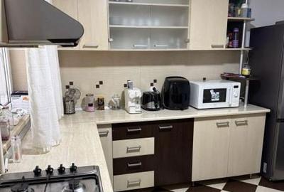 Apartament cu 3 camere semidecomandat, mobilat în Rahova - 1