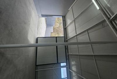 Spațiu comercial, de 205 mp, în Central - 6