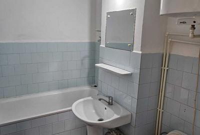 Apartament cu 3 camere decomandat în Central - 8