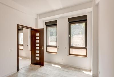 Casă cu 3 camere cu Teren 381 Mp în 1 Mai - 13