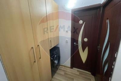 Apartament de inchiriat - 2 camere, Craiovita Noua (zona Fortuna) Apartament de inchiriat - 2 camere, Craiovita Noua (zona Fortuna) - 7