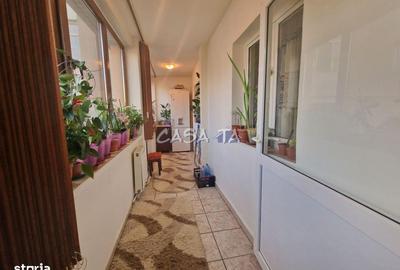 Apartament cu 4 camere decomandat în Central - 10