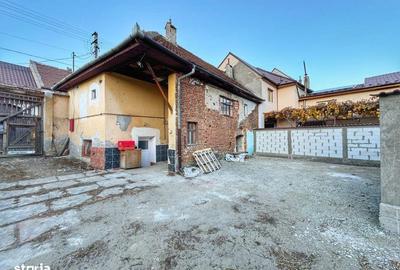 Casă cu 3 camere cu Teren 351 Mp în Sadu - 11