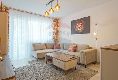 Apartament cu 2 camere decomandat, mobilat în Tractorul