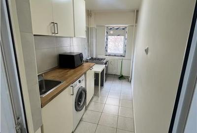 Garsonieră decomandată, mobilată în Tei - 6