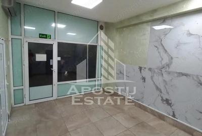 Spațiu comercial, de 25 mp, în Aurel Vlaicu