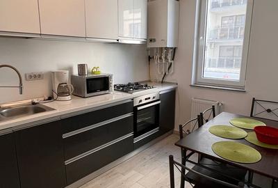 Apartament cu 2 camere decomandat în Est