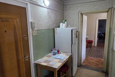 Apartament cu 3 camere semidecomandat în Astra - 3