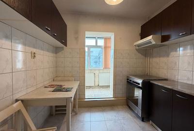Apartament cu 2 camere decomandat în Nicolina - 2