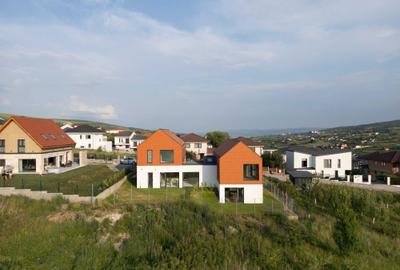 Casă cu 4 camere în Central - 4