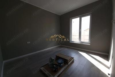 Casă cu 3 camere cu Canalizare în Berceni