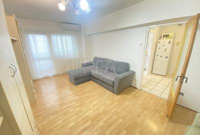 Apartament cu 2 camere semidecomandat, mobilat în Rahova