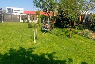 Vand casa cu mansarda - 1