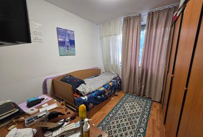Apartament cu 3 camere semidecomandat în 1 Decembrie 1918 - 14