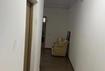 Apartament cu 2 camere în Km 5 - 2