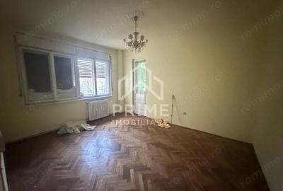 Apartament cu 4 camere decomandat în Cetate - 8