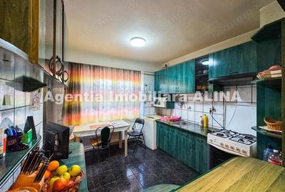 Ap. 4 camere in Deva, zona ultracentrala, Str. Imparatul Traian, 95 mp, decomandat, etaj 4. - 9