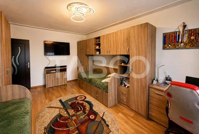 Apartament cu 2 camere decomandat, mobilat în Vasile Aaron - 2