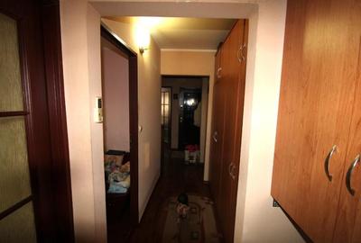 Apartament cu 3 camere decomandat în Micro 16 - 3
