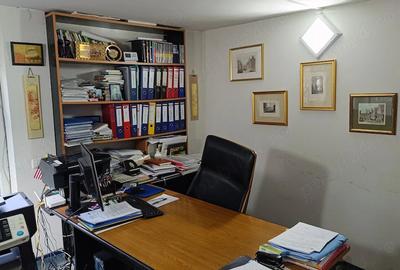 Casă cu 10 camere cu Teren 379 Mp în Central - 18