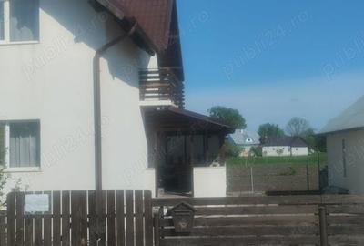 Casă cu 4 camere cu Teren 336 Mp în Rădăuți - 2