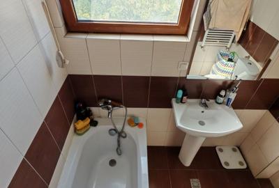 Apartament 2 camere- zona Calea Calarasilor - 11
