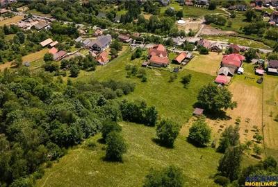 Teren de 1449 mp, în Moieciu - 12