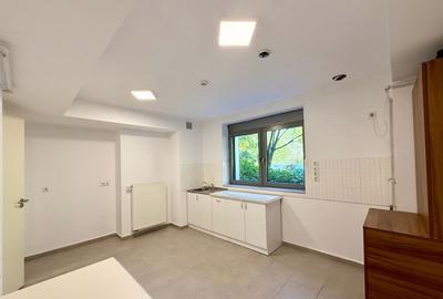 Apartament cu 5 camere semidecomandat în Băneasa - 7