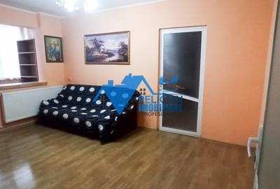 Apartament cu 2 camere semidecomandat, mobilat în Vest