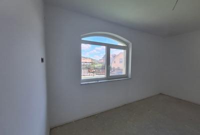 De vanzare casa cu etaj, semifinisat interior, Dezmir, 235000 Eur De vanzare casa cu etaj, semifinisat interior, Dezmir, 235000 Eur - 17