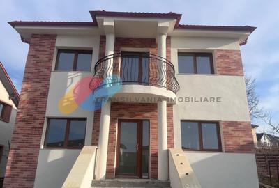 Casă individuală cu 4 camere cu Teren 700 Mp în Dezmir - 2