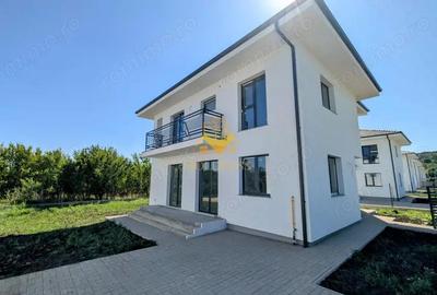 Casa Individuala, Jucu de Mijloc, 4 camere, 3 Bai, Terasa, 146 mp