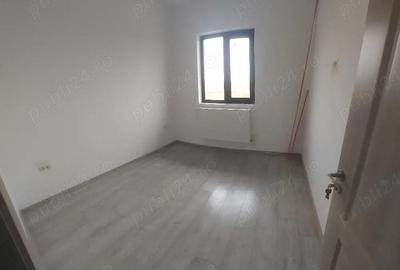 Casă cu 3 camere cu Teren 150 Mp în Central