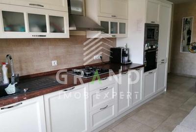 Apartament cu 3 camere semidecomandat, mobilat în Florești - 7