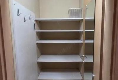 Garsonieră semidecomandată în Titan