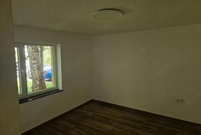 Apartament cu 3 camere decomandat în George Enescu - 7