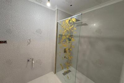 Apartament cu 3 camere decomandat în Central - 8