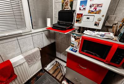 Apartament cu 3 camere decomandat în Fizicienilor - 2