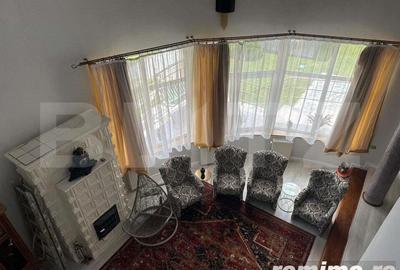 Casă cu 7 camere cu Teren 937 Mp în Cetate