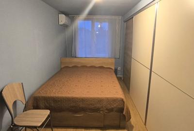 Apartament cu 3 camere semidecomandat în Central - 3
