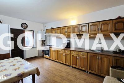 Casă cu 4 camere cu Teren 921 Mp în Bascov