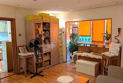 REA1026499 Apartament Calea Mosilor - vedere spate - 3