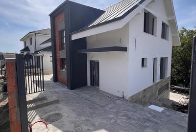 Casă cu 4 camere în Chinteni - 1